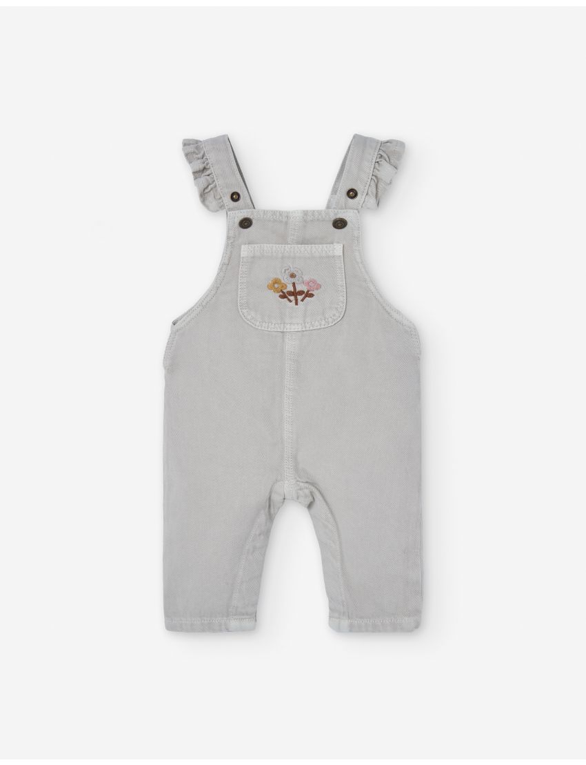 Jardineira c/ bordado